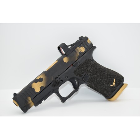 Glock 48 Shield Custom - Gold Black Hexa