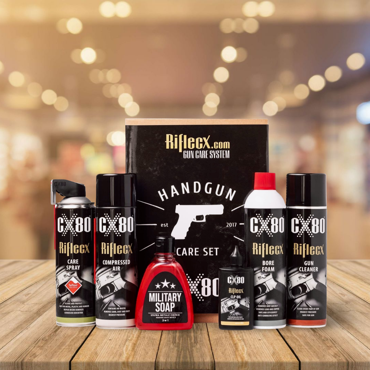 Offrir un cadeau à une personne passionnée de tir sportif ou de chasse n’est pas toujours simple. Entre le matériel déjà possédé et les goûts très personnels, il est facile de se tromper. En revanche, il existe une valeur sûre : le kit de nettoyage RifleCX.  Que ce soit pour Noël, un anniversaire, la Fête des Pères, la Fête des Mères, la Fête des Grands-Pères, la Fête des Grands-Mères ou simplement pour faire plaisir à un proche, un kit d’entretien RifleCX est un cadeau à la fois utile, premium et intimement lié à sa passion.